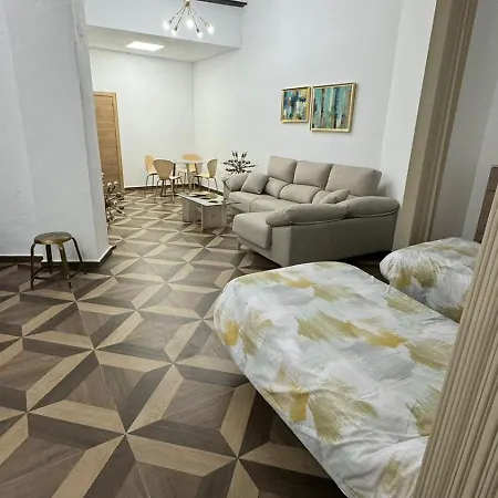 Hogar De Nuria. * 阿拉卡斯